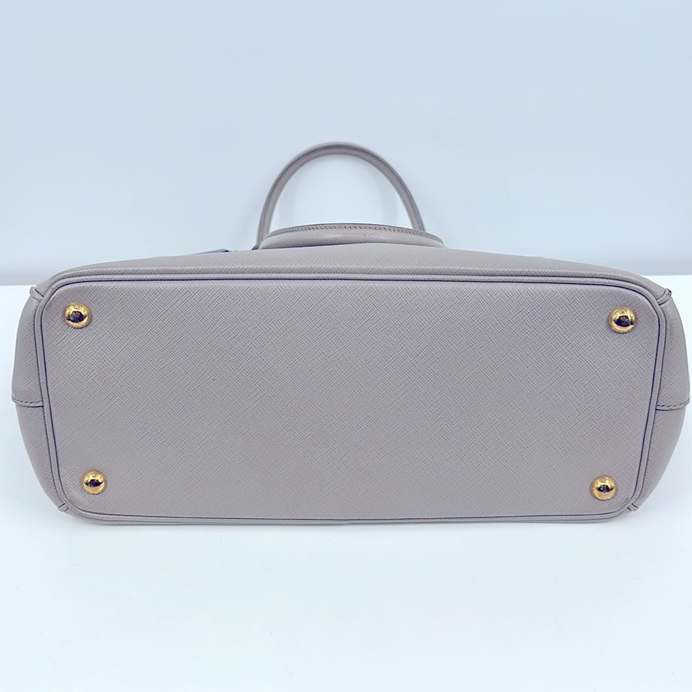 Authenticated PRADA Galleria Saffiano Bag -Beige - Picture 10 of 17